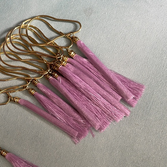 Tassel Curtain Hooks Set of 24 + Bonus Tassels + Tassel Keychain - Picture 10 of 15